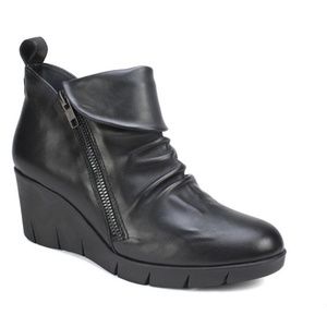 White Mountain Penwood Booties